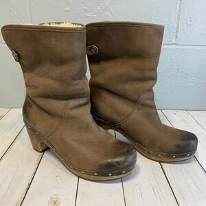 UGG Lynnea Brown Leather Shearling Clog Boots Womens Size 7 Studded Wood Heel